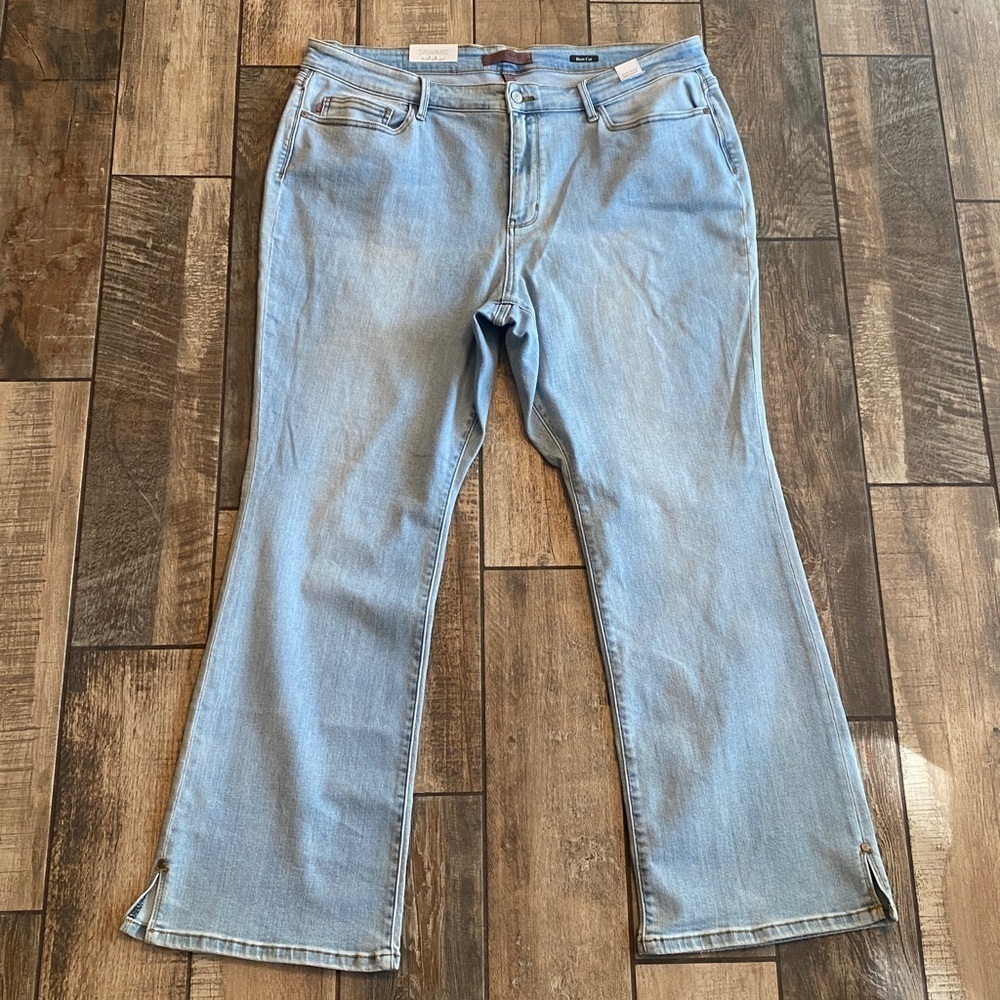 Judy Blue Bootcut Light Blue Boot Cut Leg Jeans 🆕